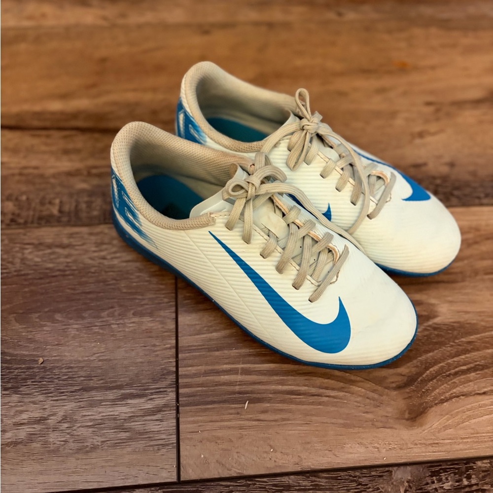 Nike Cream and Blue Futsal Shoes